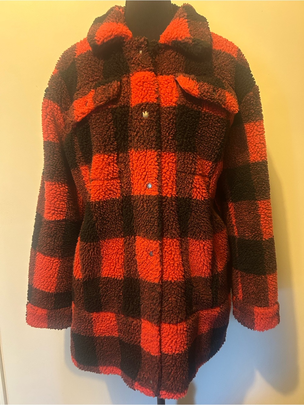 Levi's Red & Black Buffalo Plaid Teddy Jacket - Women